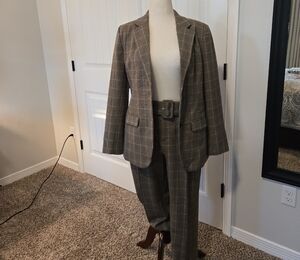 WOMEN's Pant Suit 12 "A New Day" Brown/beige